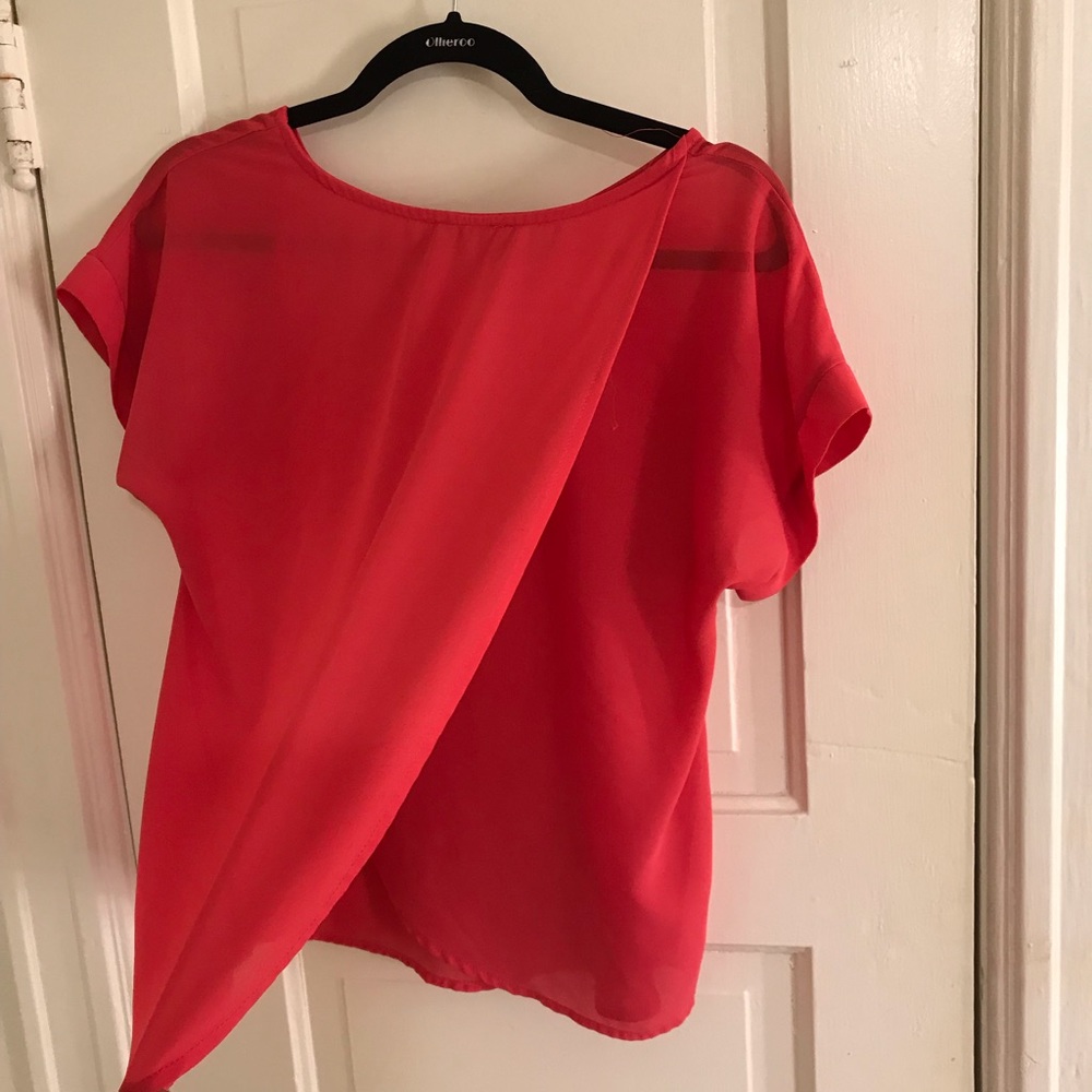 Cute top / layered back